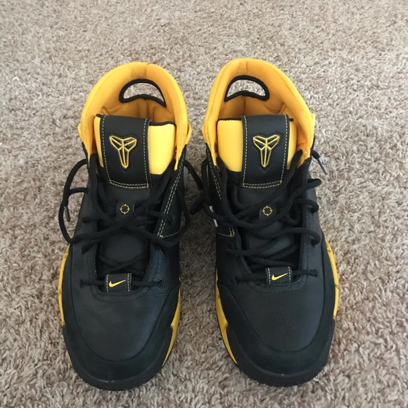 Kobe protro 1